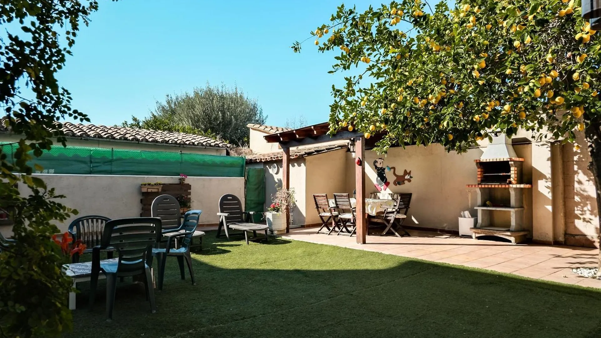 Cals Avis Casa Con Jardin En Banyoles Villa